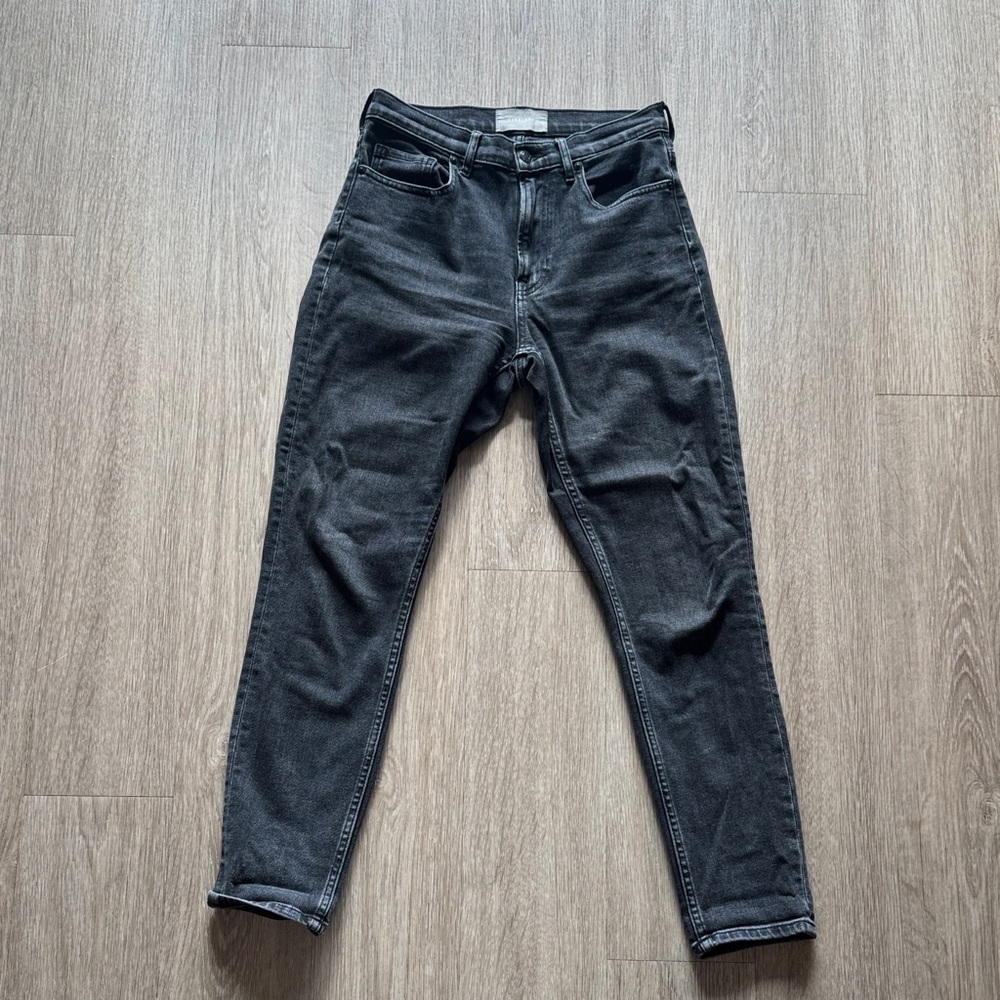 Everlane women’s Charcoal Skinny Jeans